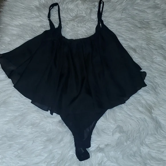 UK2LA Black Adjustable Strap Tank Bodysuit – Size Small - Picture 1 of 1